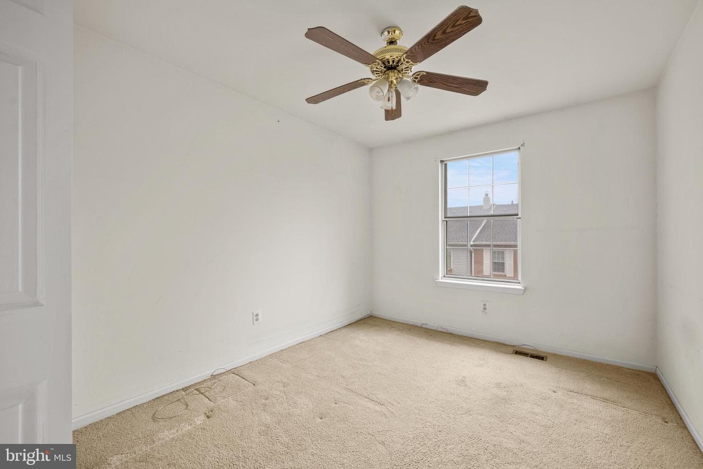 307 Wendover Drive photo 20