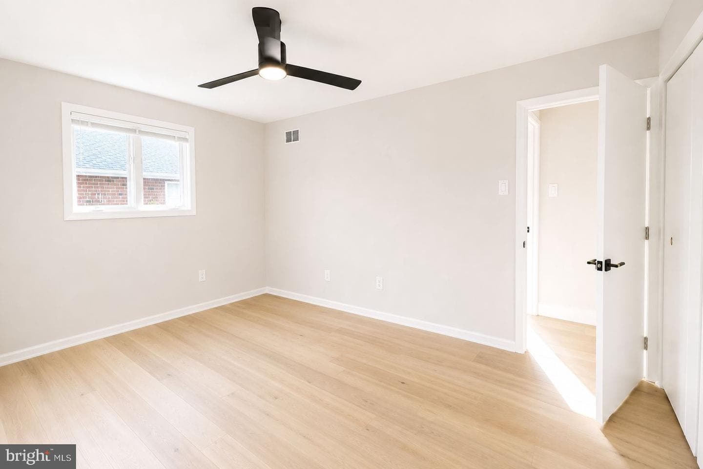 189 Hoover photo 22