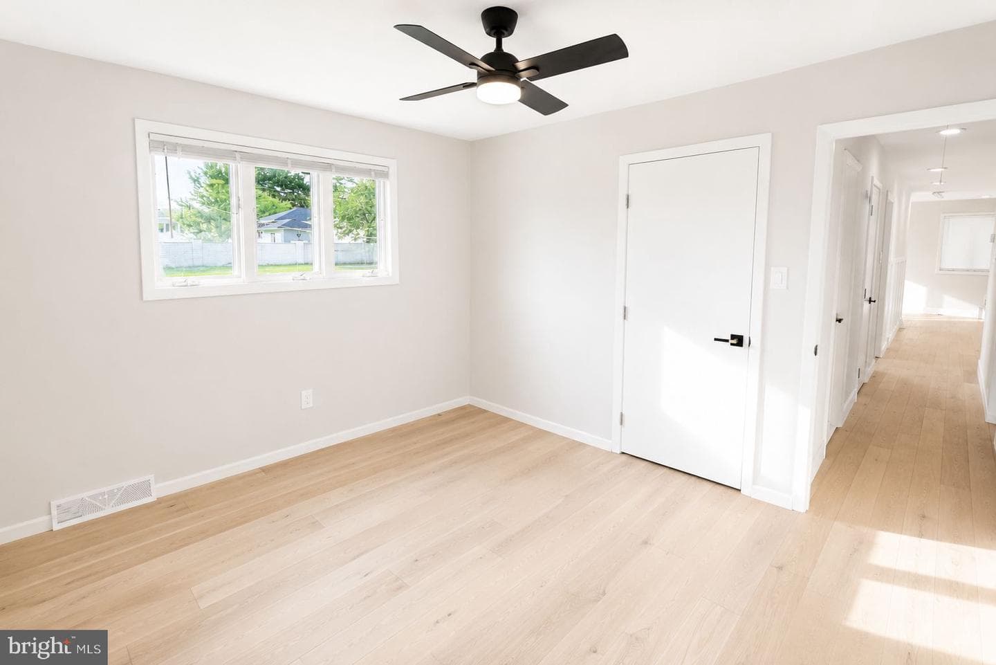 189 Hoover photo 25