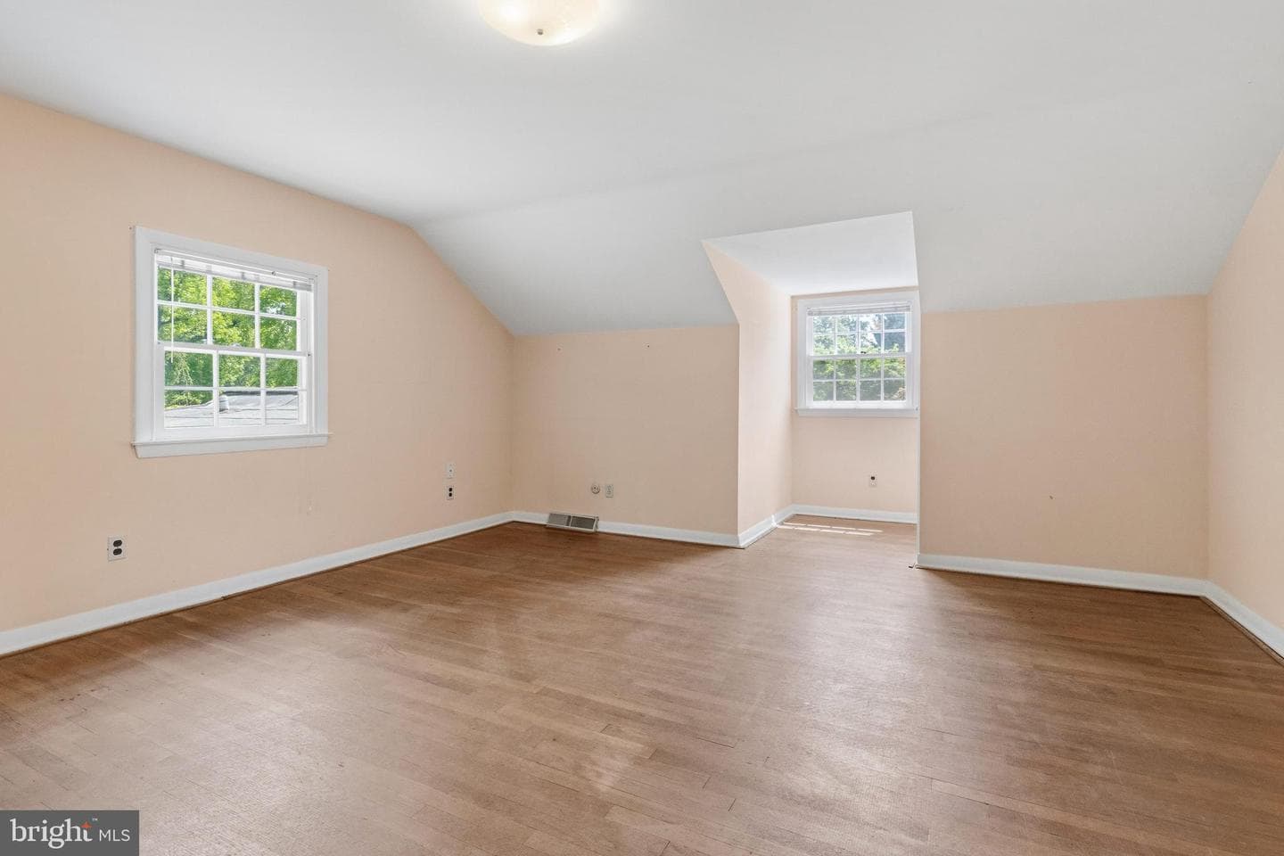 1051 Kipling Road photo 24
