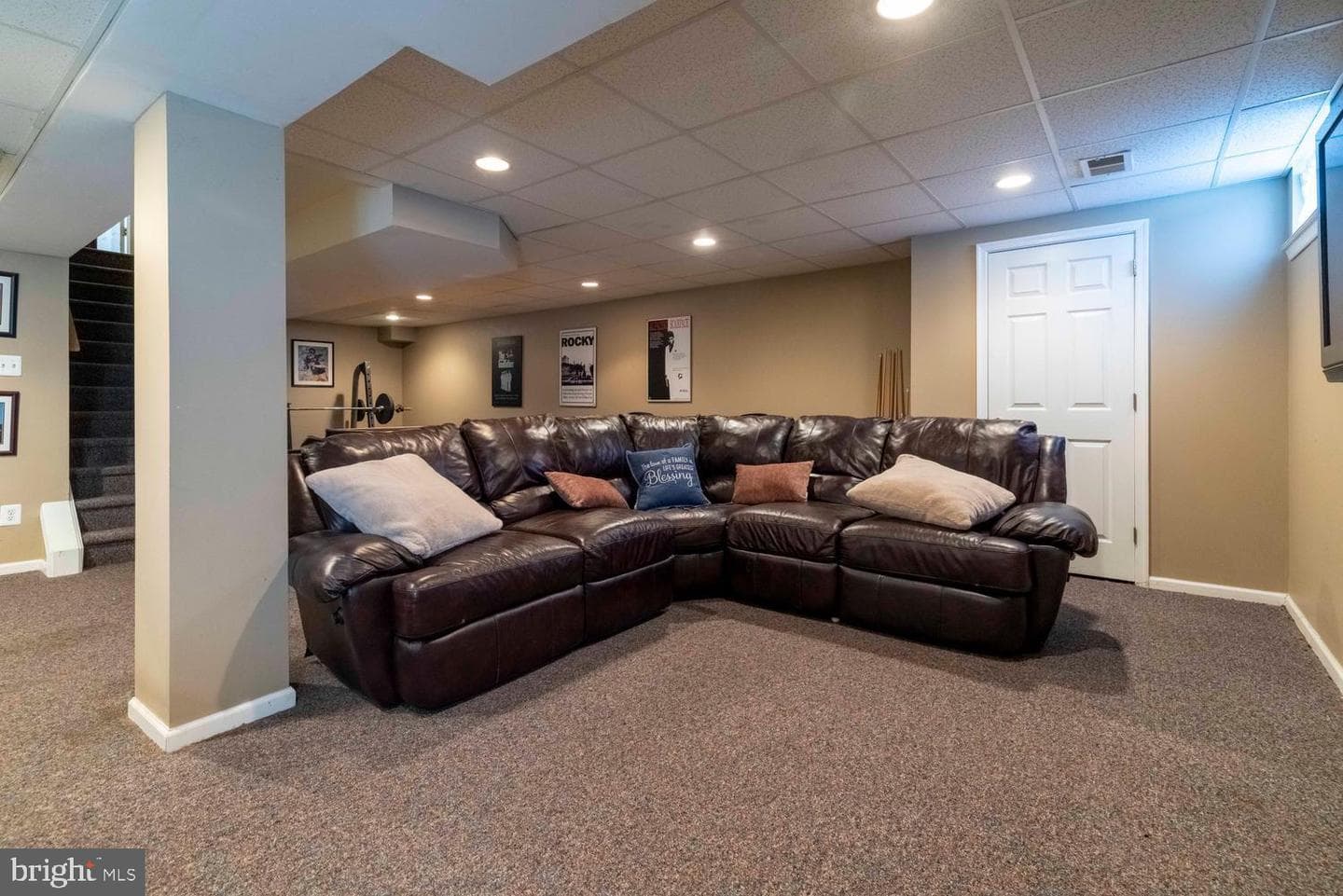 20 Greenshire Boulevard photo 27