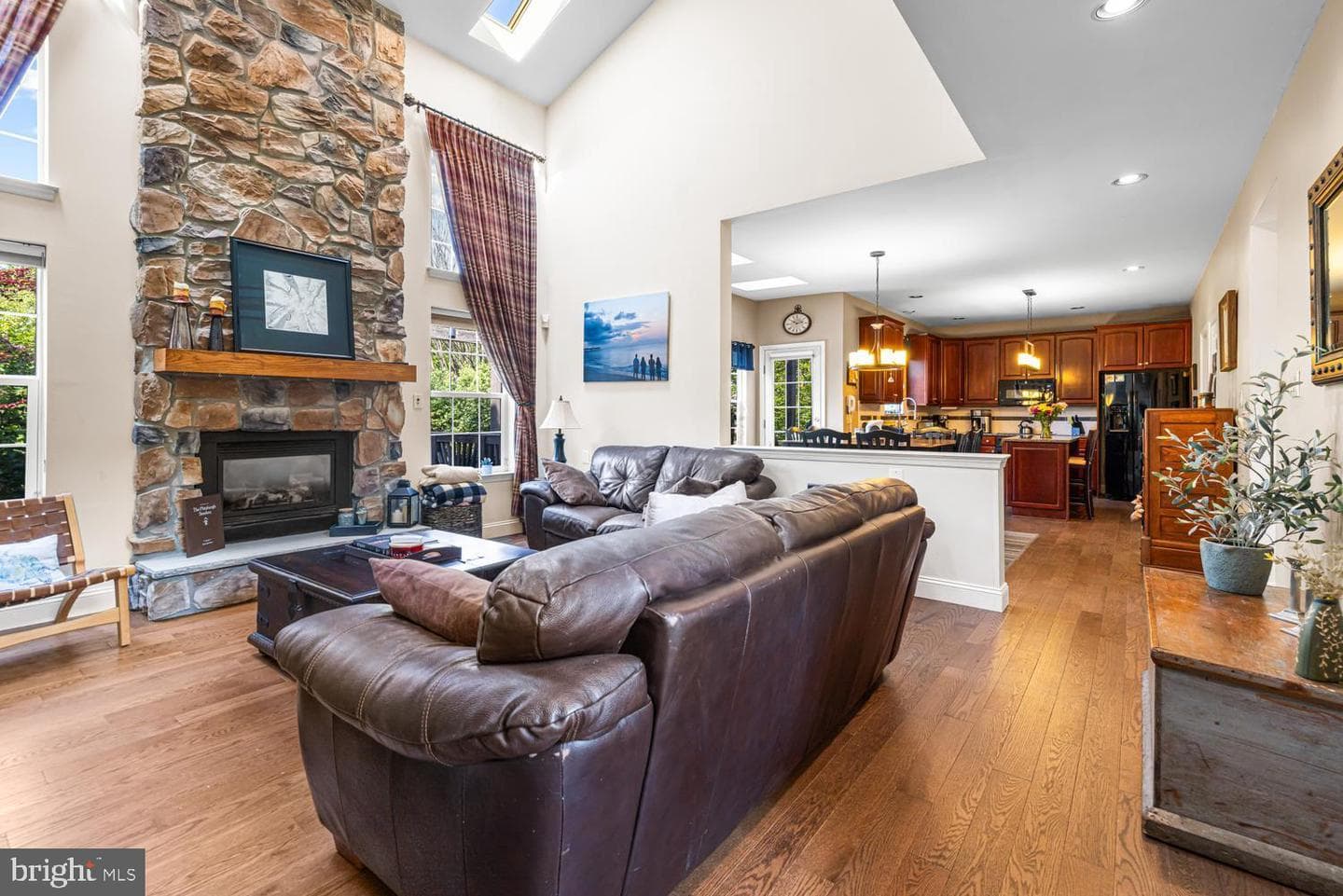 20 Greenshire Boulevard photo 5