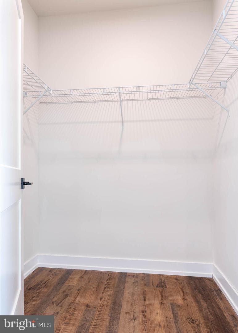 417 Isabelle Court #201 photo 19