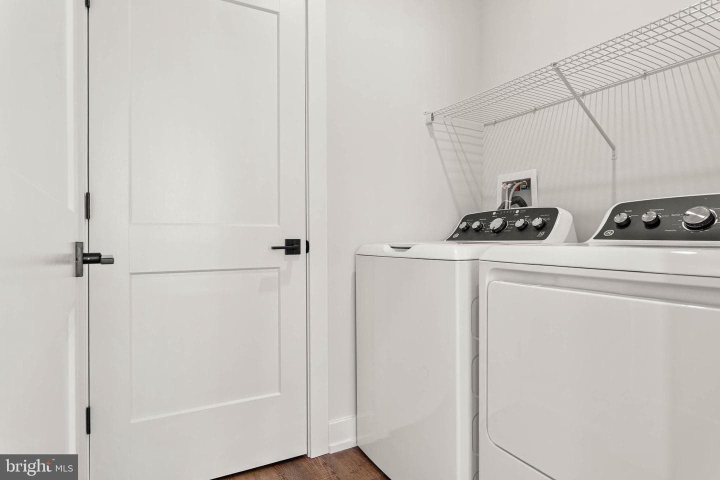 417 Isabelle Court #201 photo 20