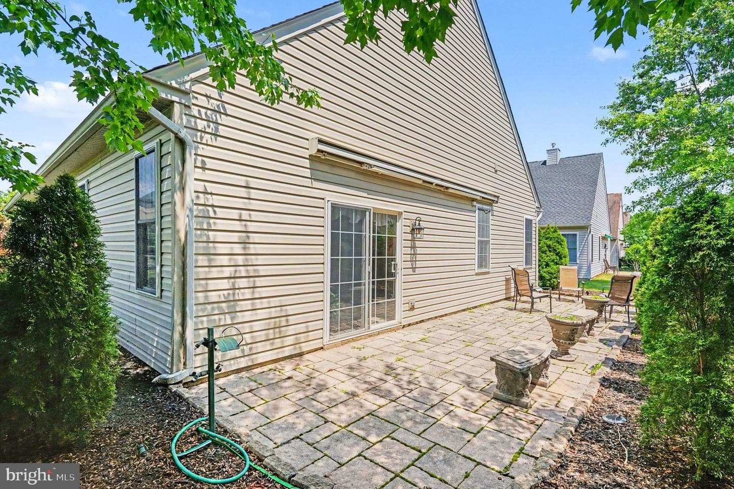 290 Kingsfield Drive photo 35