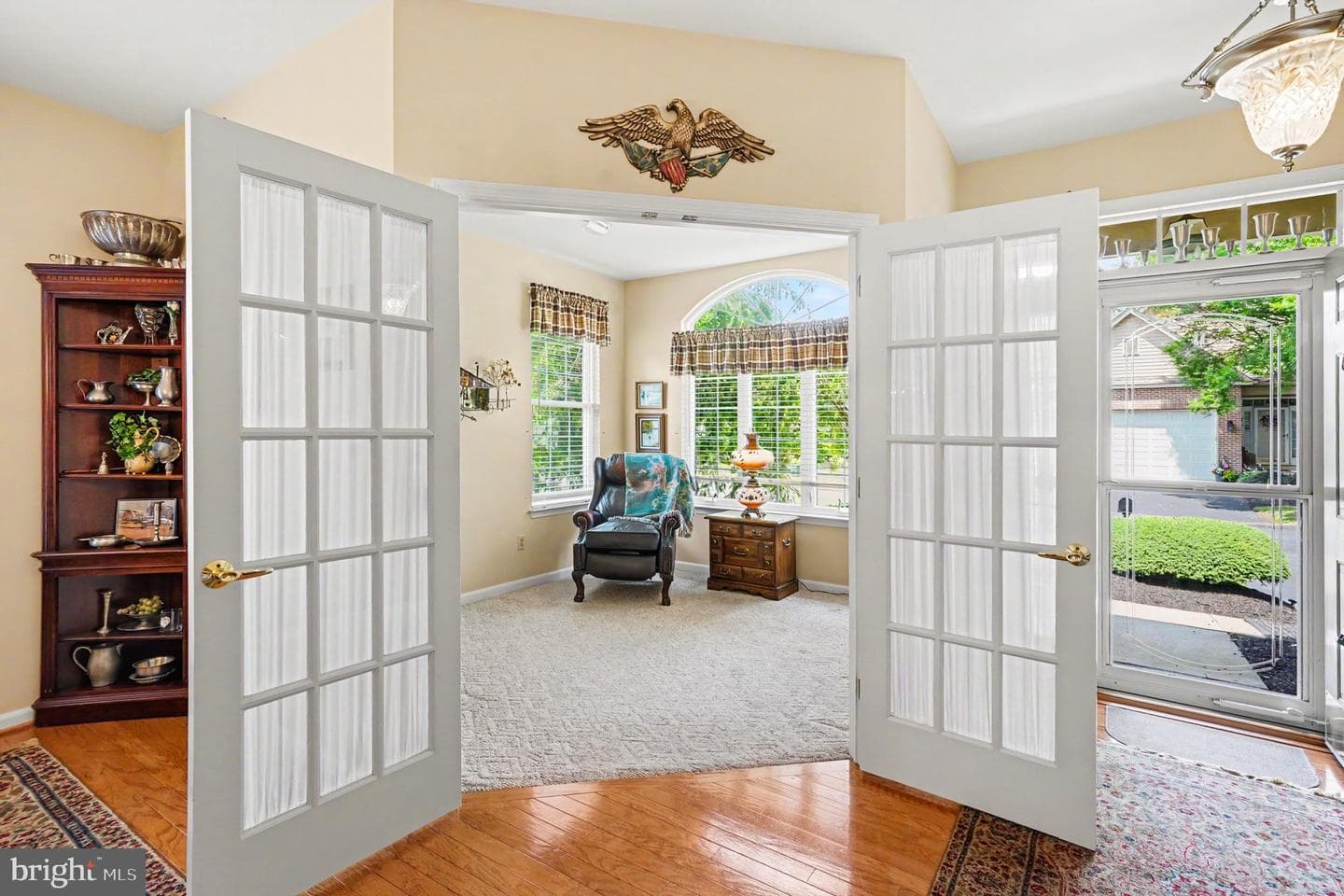 290 Kingsfield Drive photo 6