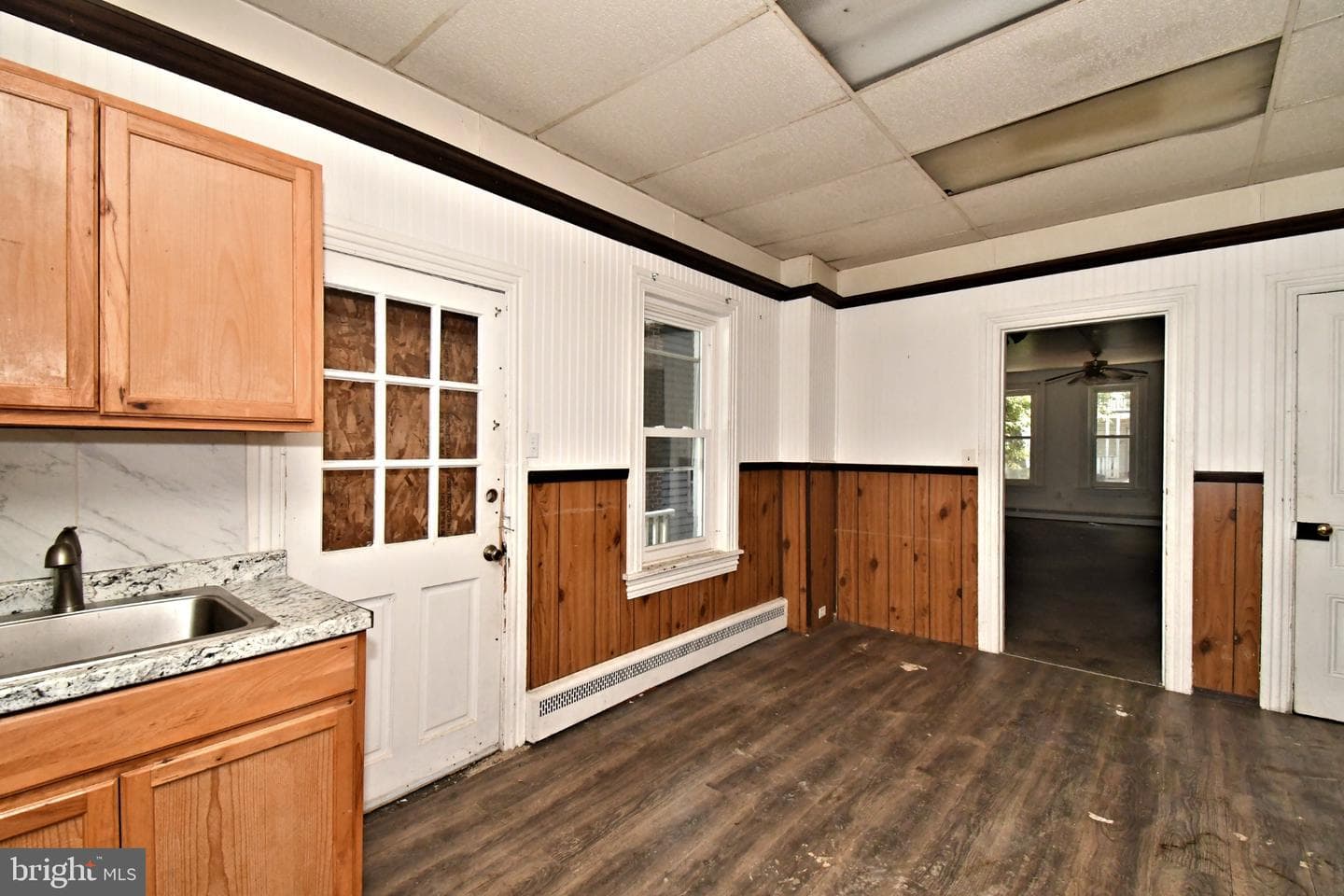 346 Walnut St photo 14