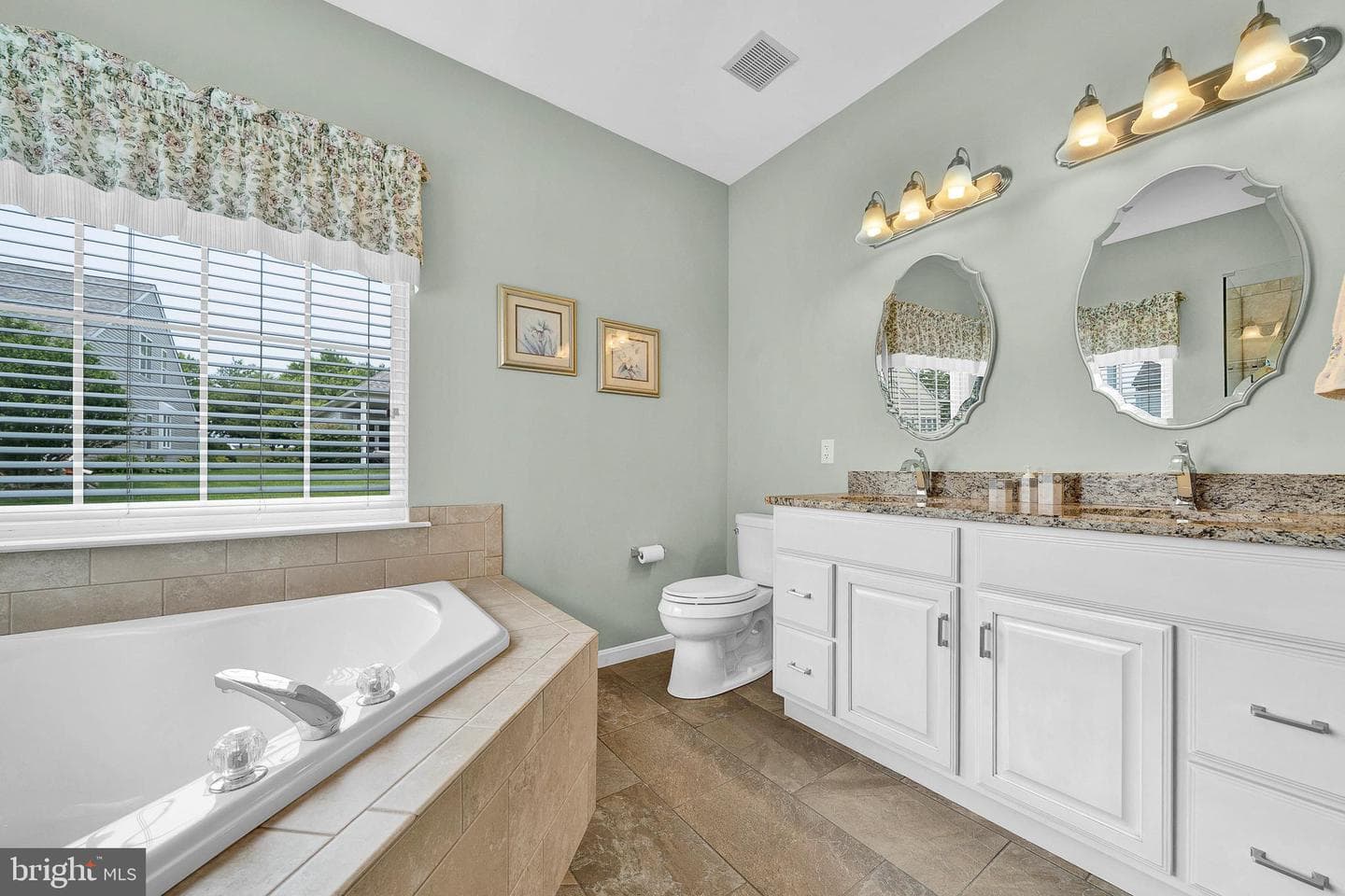 757 Wisteria Way photo 25