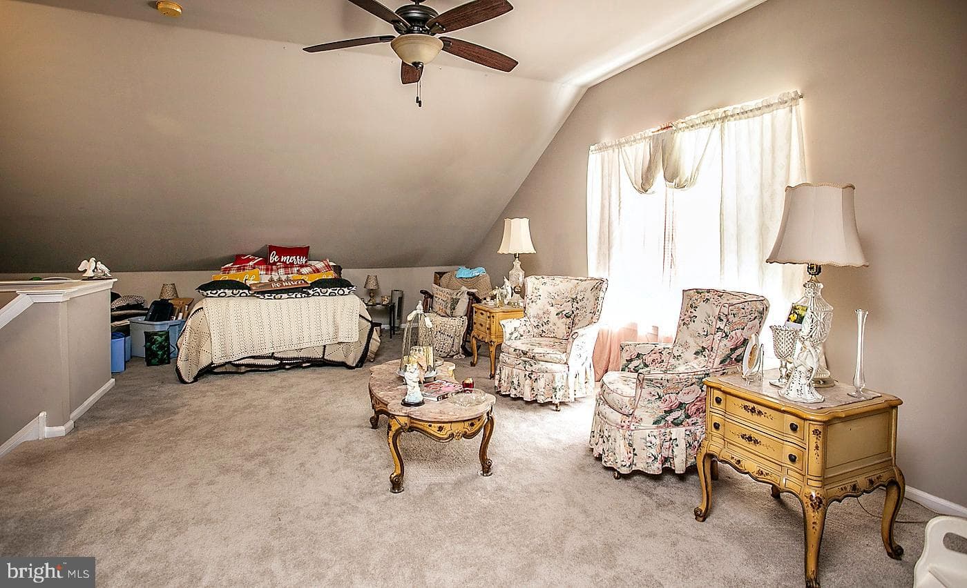 1304 Reagan Court photo 16