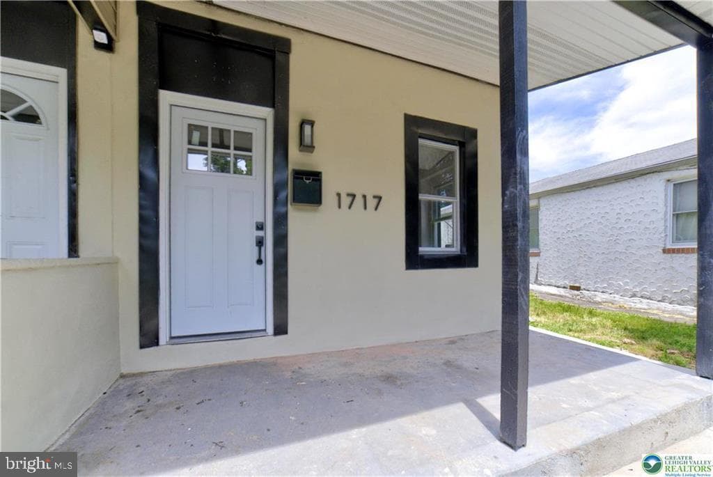 1717 Willow Street photo 3