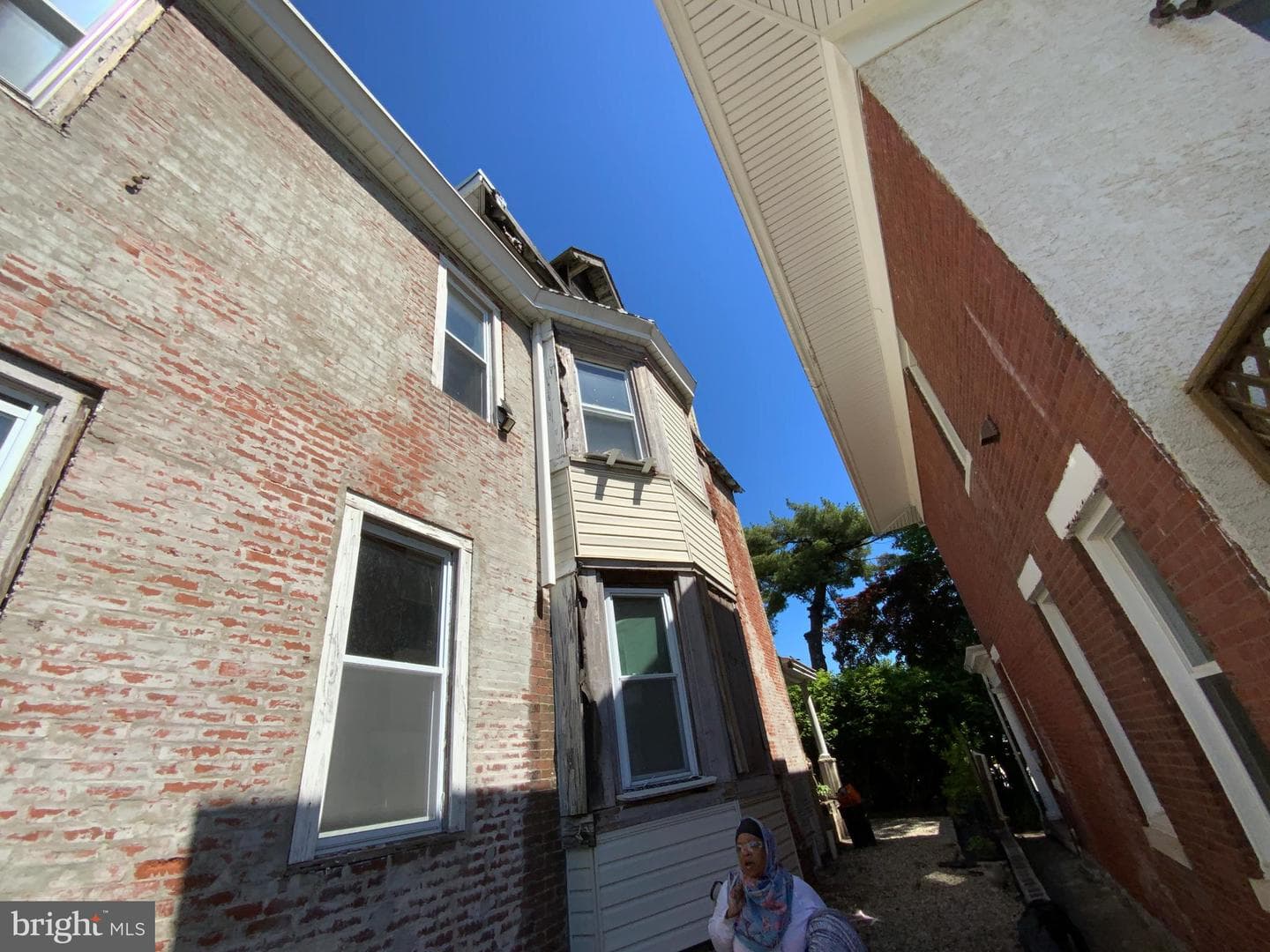 1316 W Main St photo 145