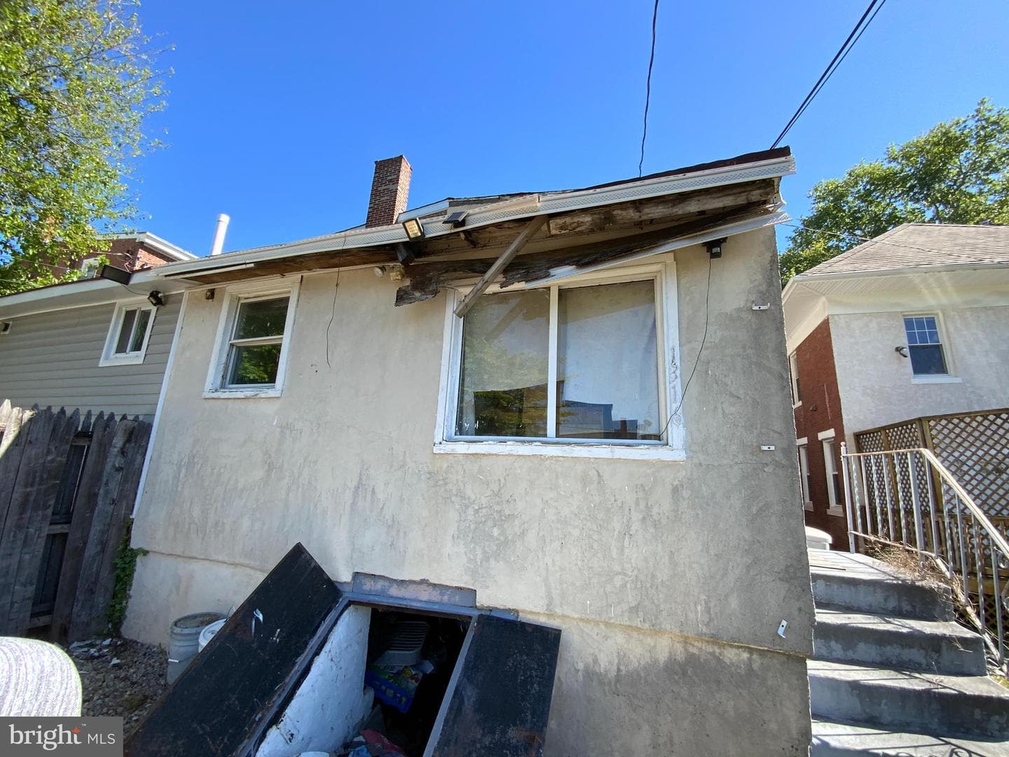 1316 W Main St photo 8