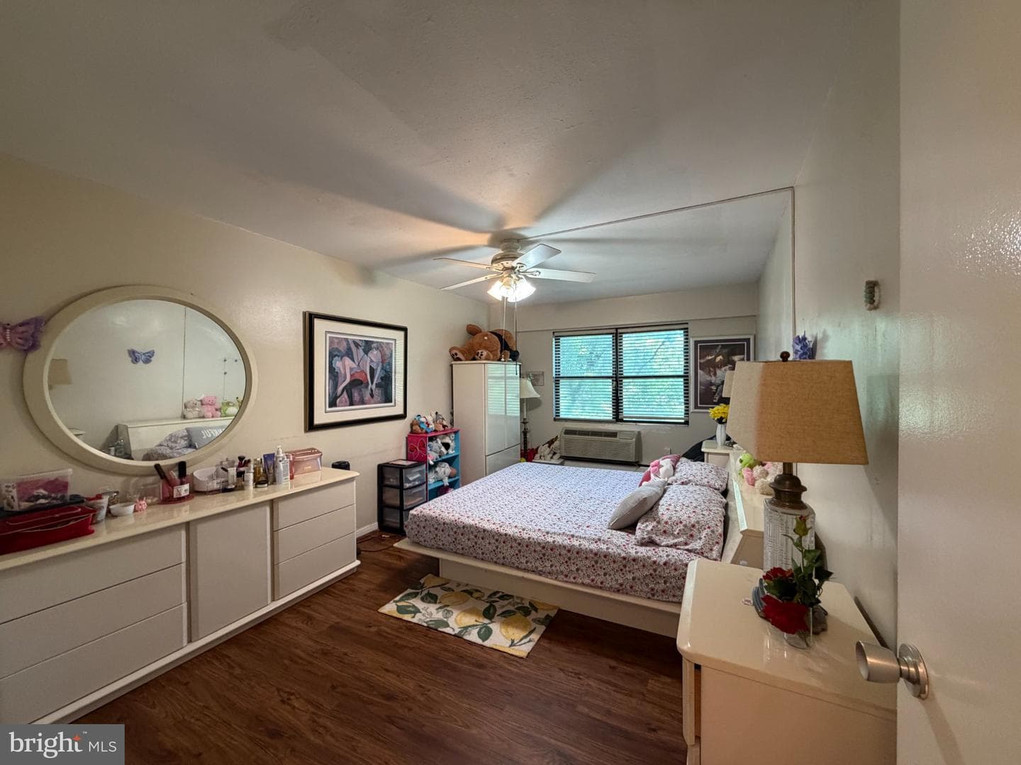 7900 Old York Rd # 609B photo 8