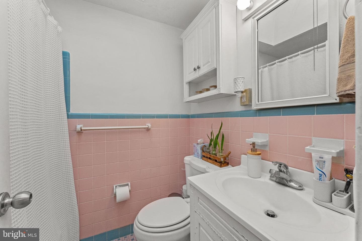 205 Southern Avenue photo 24