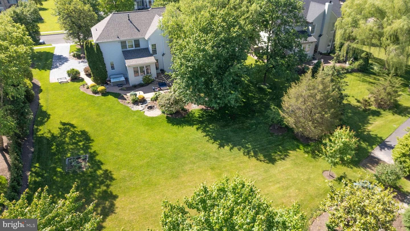 335 Sun Valley Drive photo 73