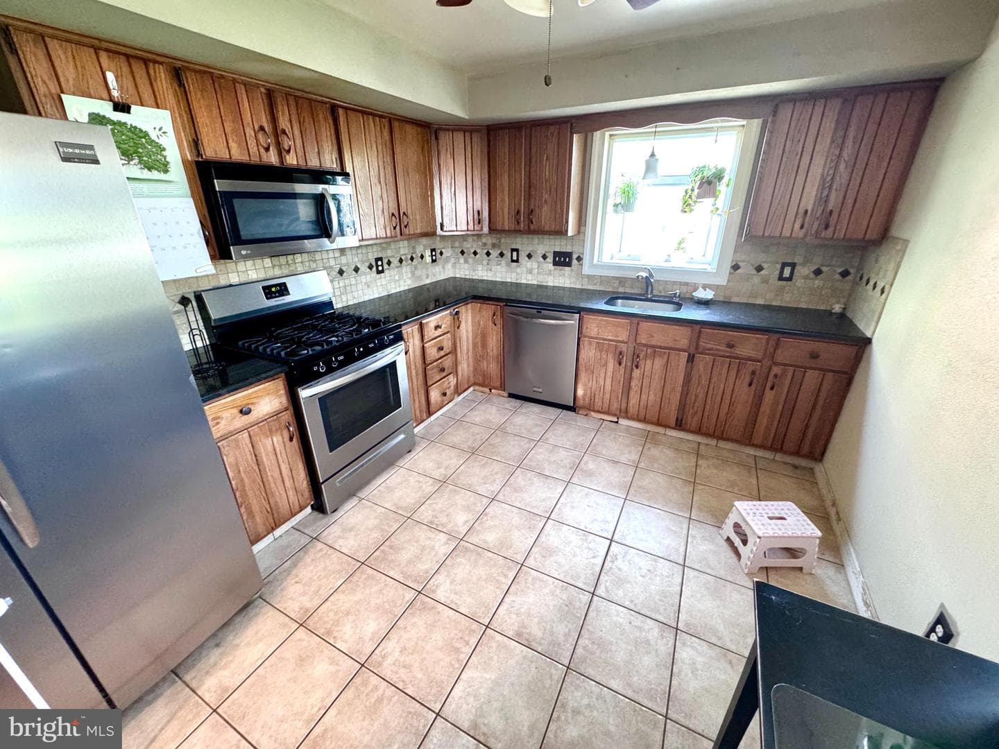 139 N Main Street photo 6