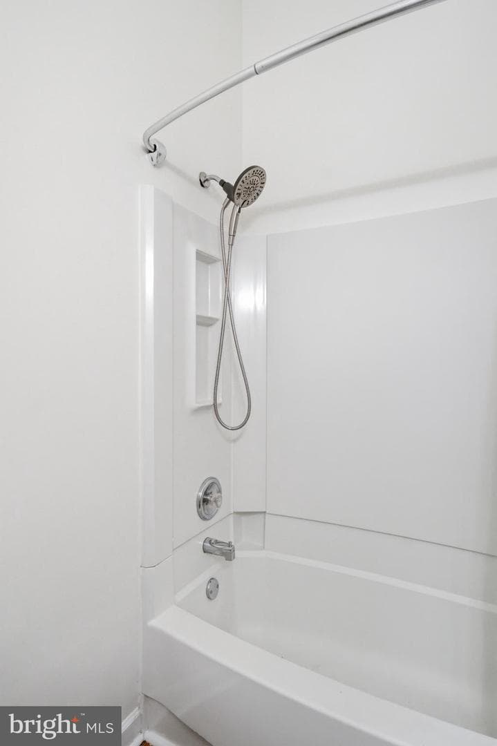 735 Washington St # 217 photo 26