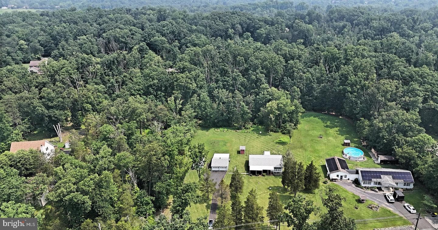 245 Fulmer Road photo 4