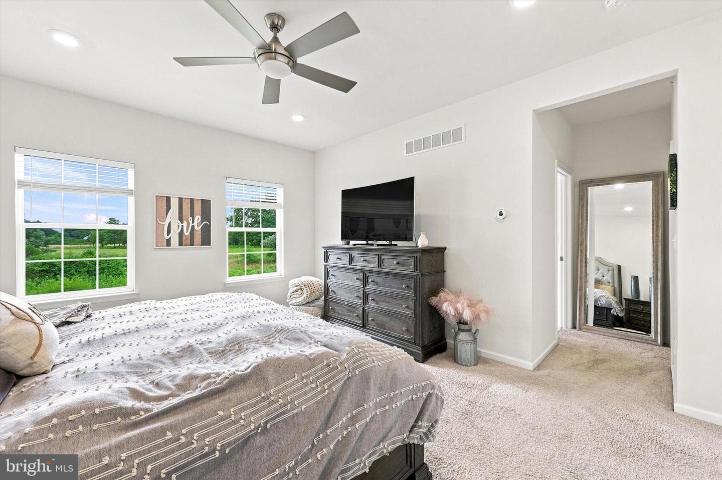 137 Golden Vale Drive photo 20