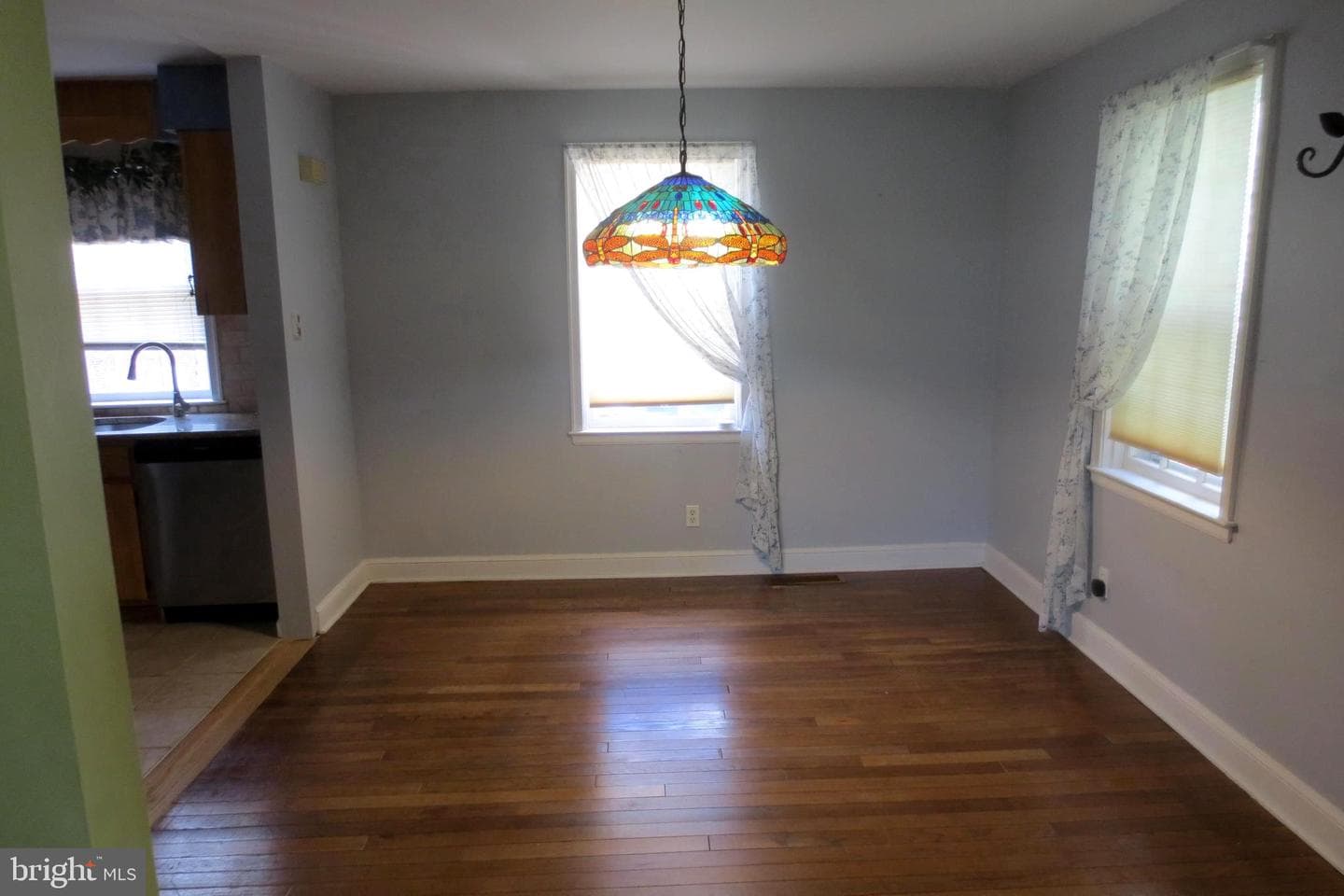 288 Diamond Street photo 8