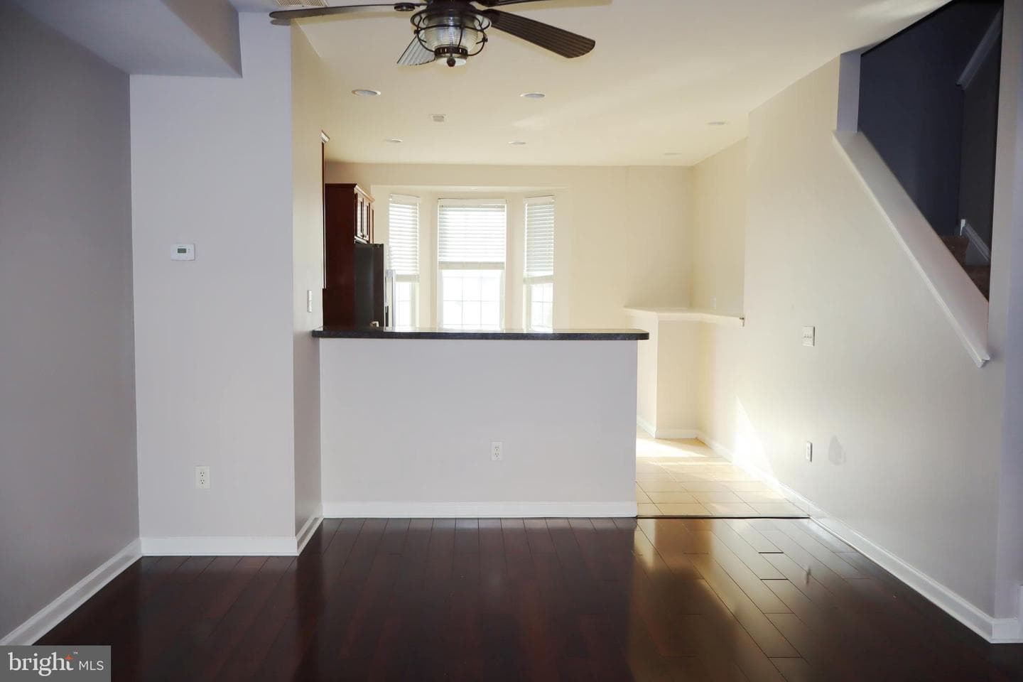 914 Thomas Street photo 18