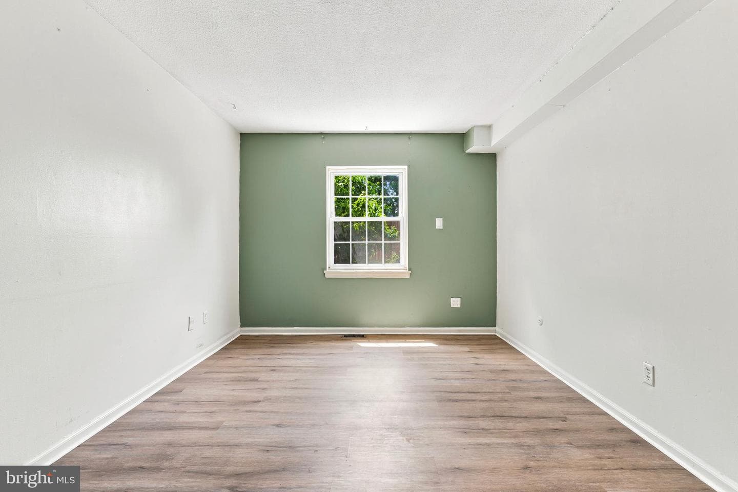 150 Oberlin Terrace photo 24