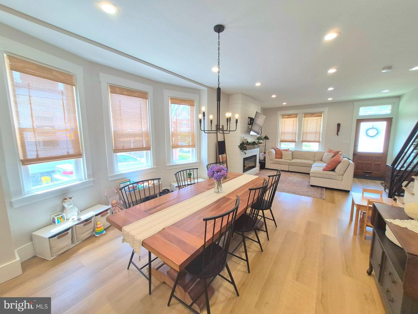 54 Blake Avenue photo 30
