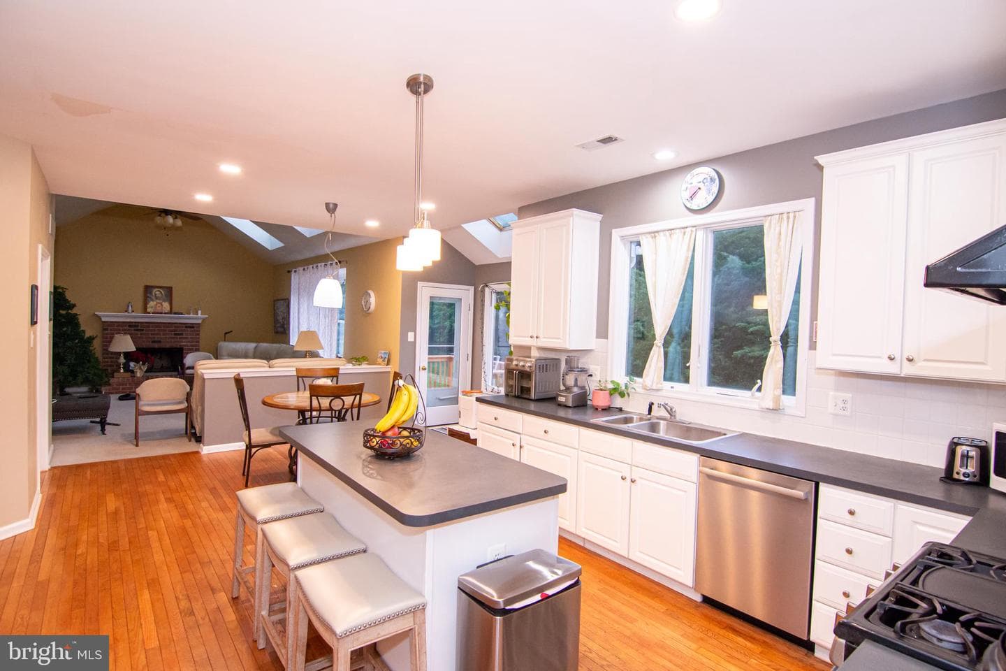 1410 Merlin Circle photo 10