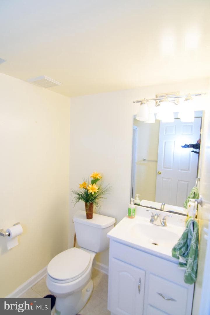 1410 Merlin Circle photo 18