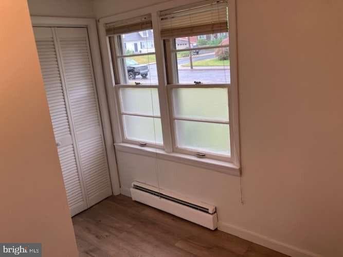 439 E Chestnut Street photo 19