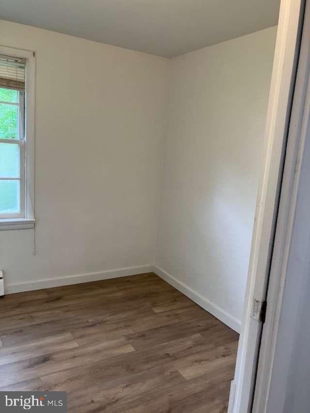439 E Chestnut Street photo 20
