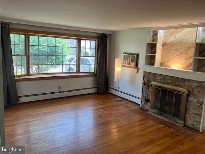 439 E Chestnut Street photo 6