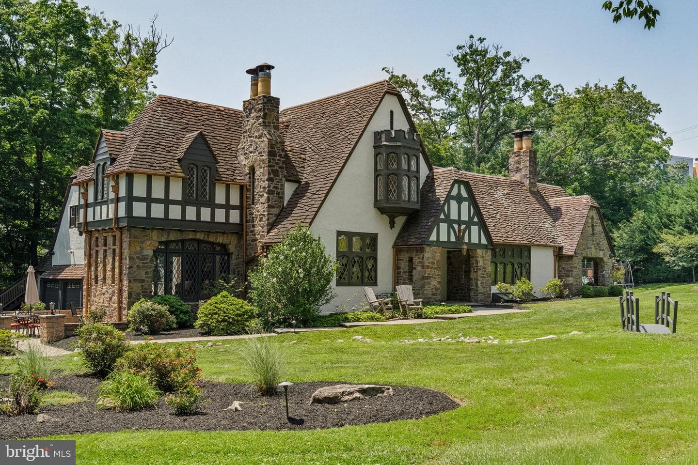 1952 Canterbury Road, Abington