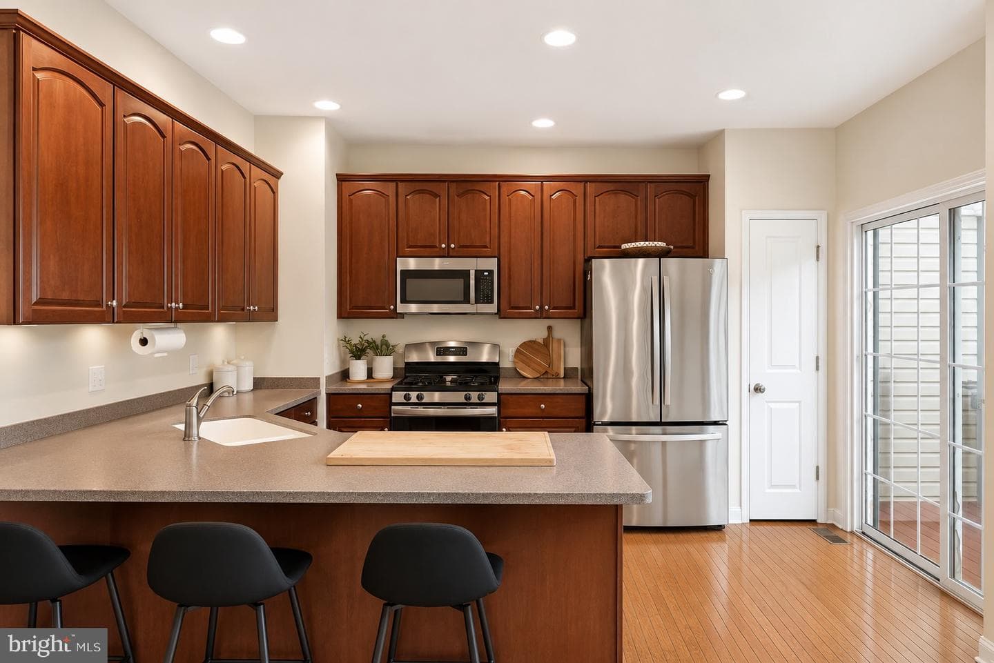 238 Hudson Drive photo 16