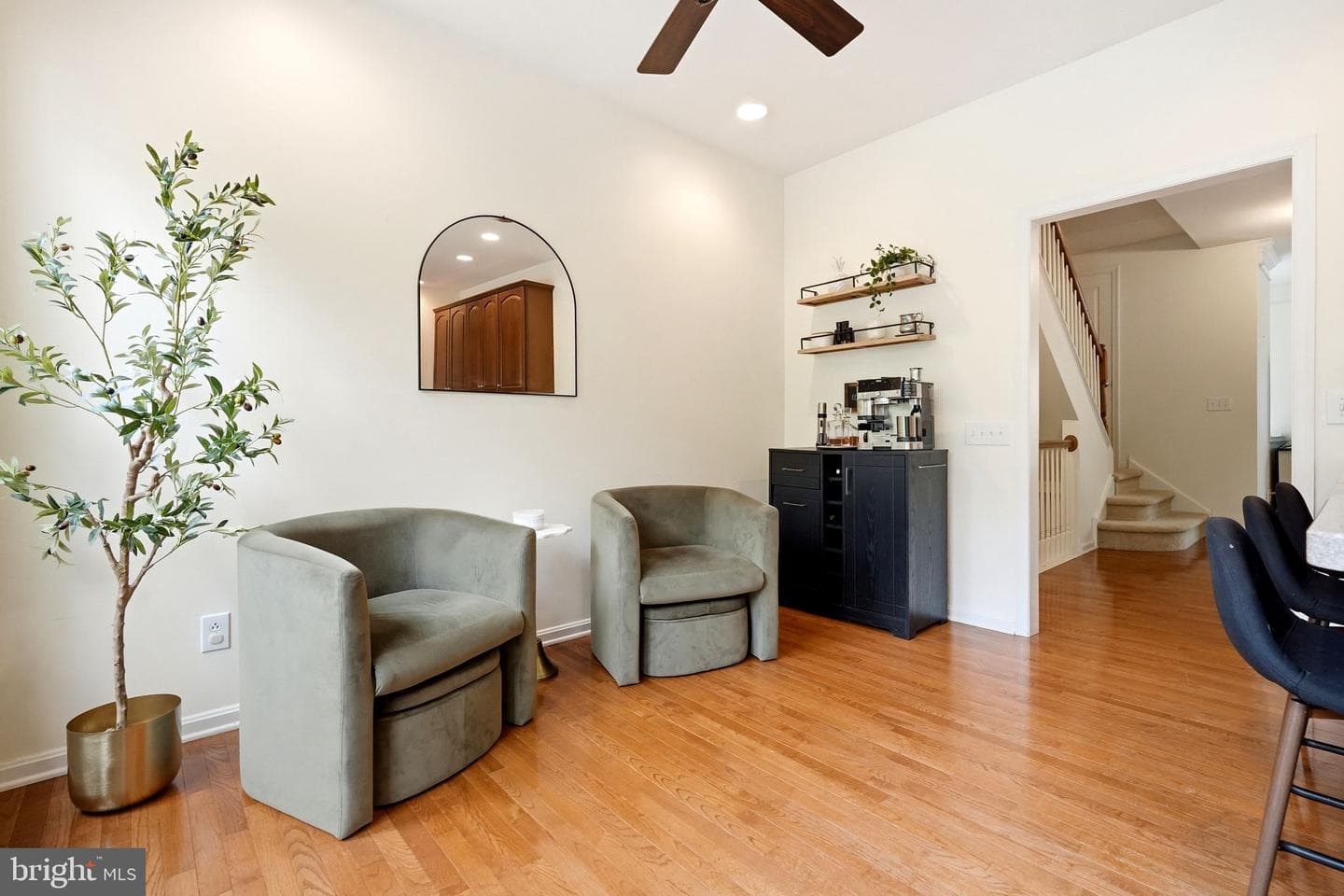 238 Hudson Drive photo 18