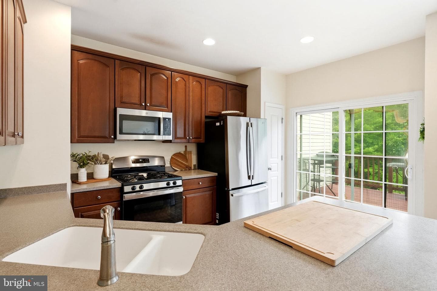 238 Hudson Drive photo 24