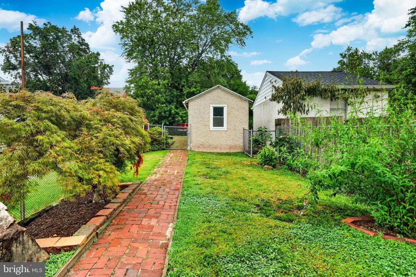 1137 South Street photo 10