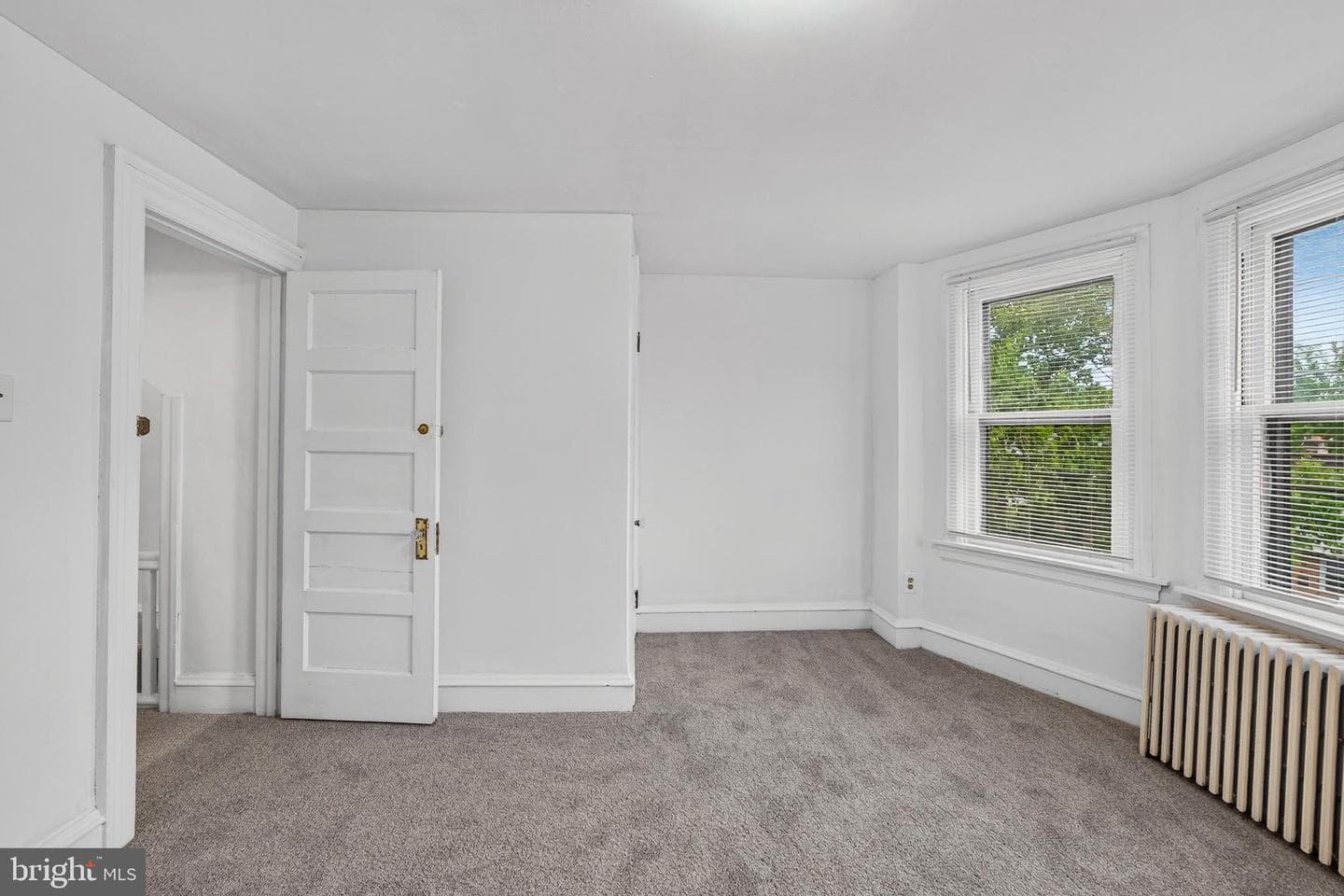 1137 South Street photo 28