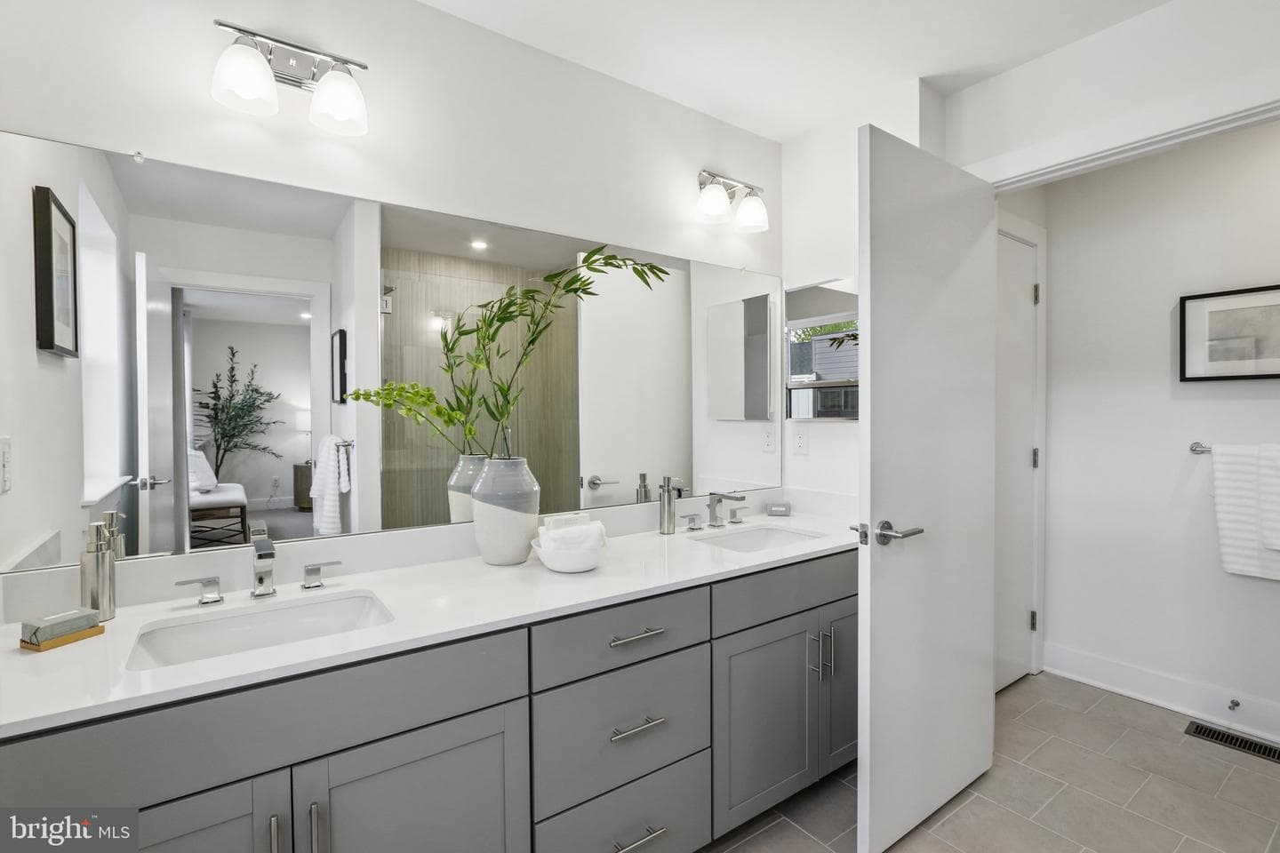 956 Riverplace Drive #56 photo 32