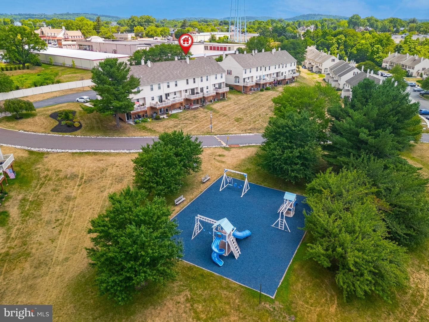 104 Hollytree Court photo 43