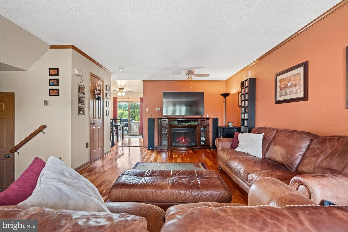 104 Hollytree Court photo 8