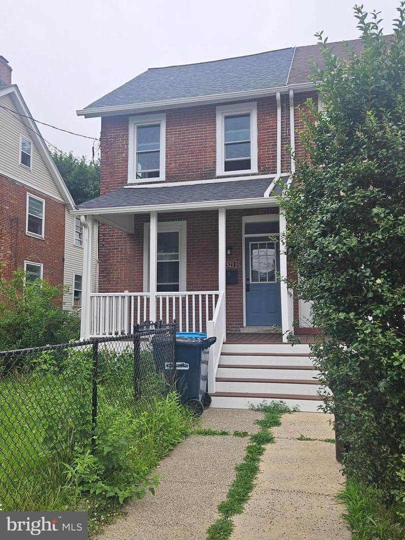 321 Elm Avenue, North Wales