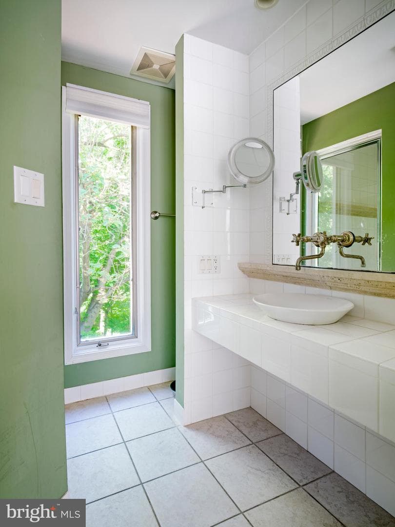 1620 Monk Road photo 36