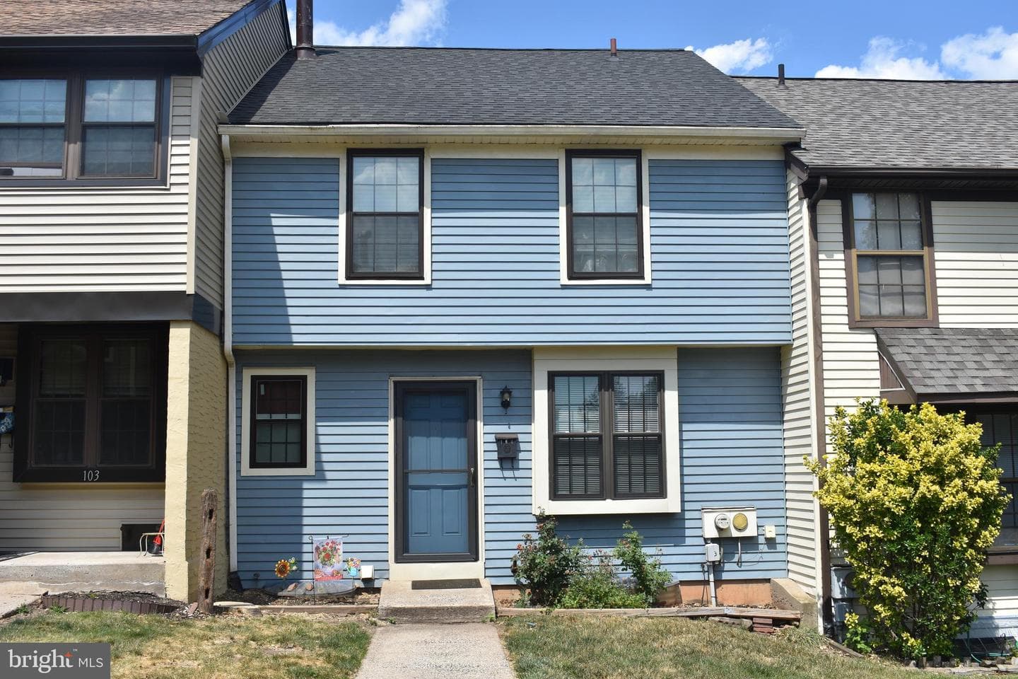 104 Hopkins Court, North Wales
