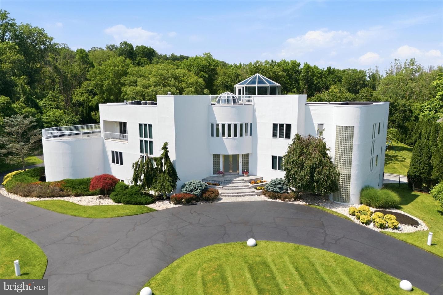 611 Creek Lane, Flourtown