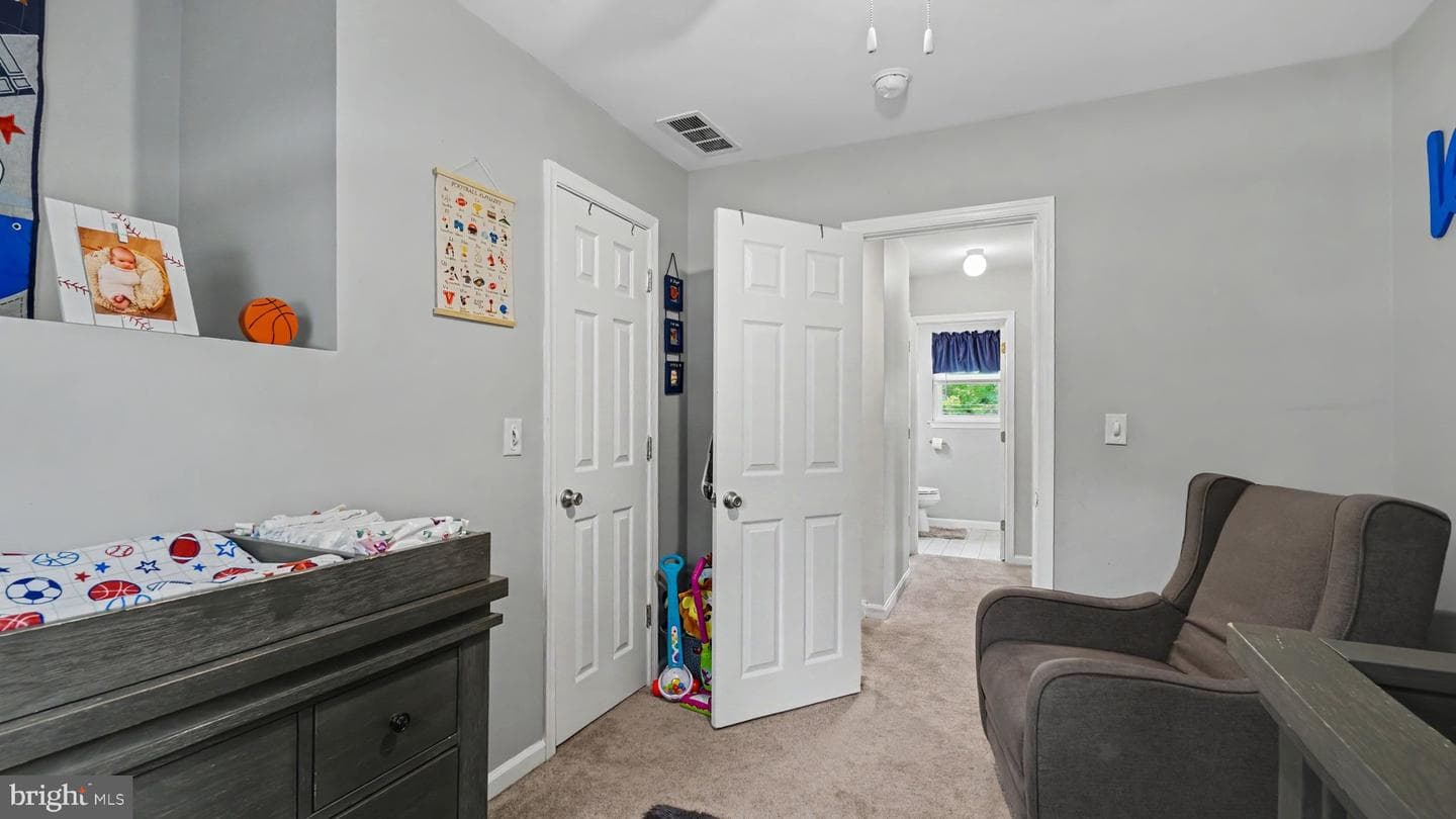 493 Adrian Road photo 14
