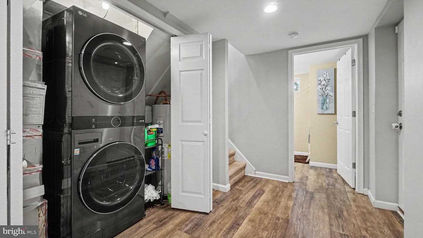 493 Adrian Road photo 26