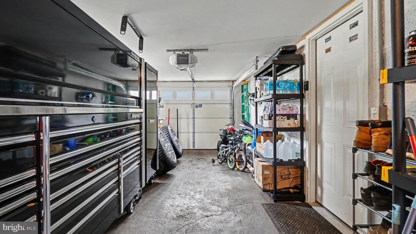 493 Adrian Road photo 28