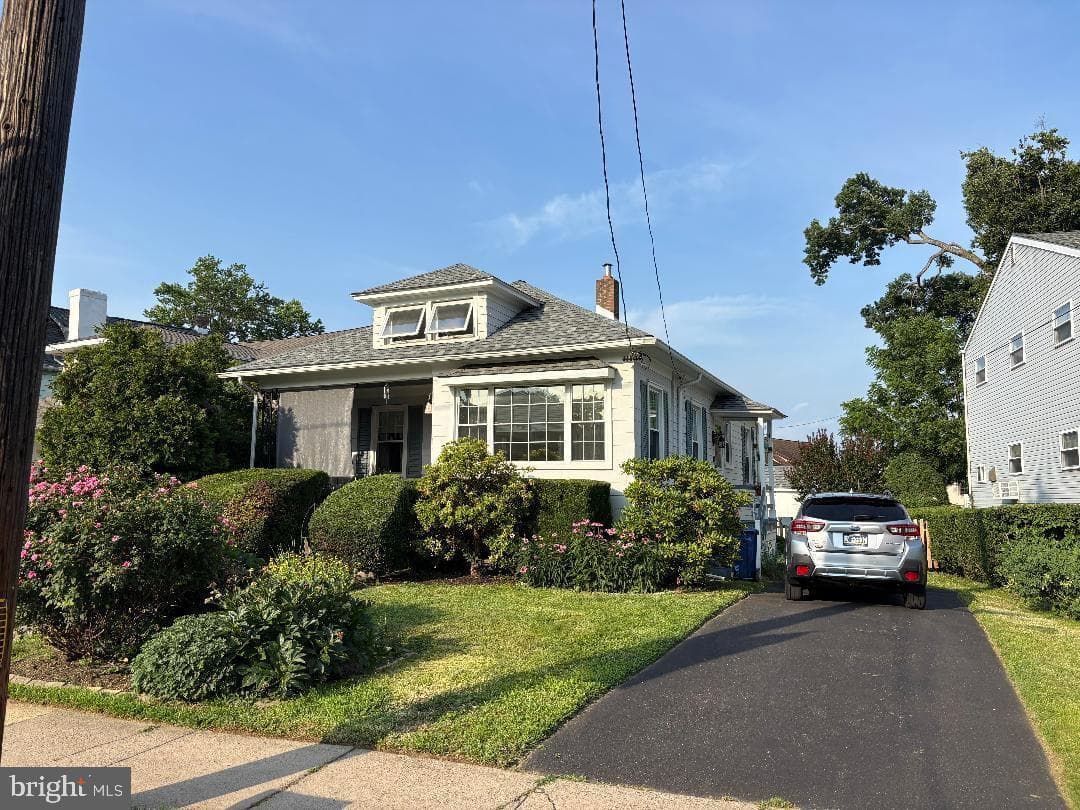 385 N Keswick Avenue, Glenside