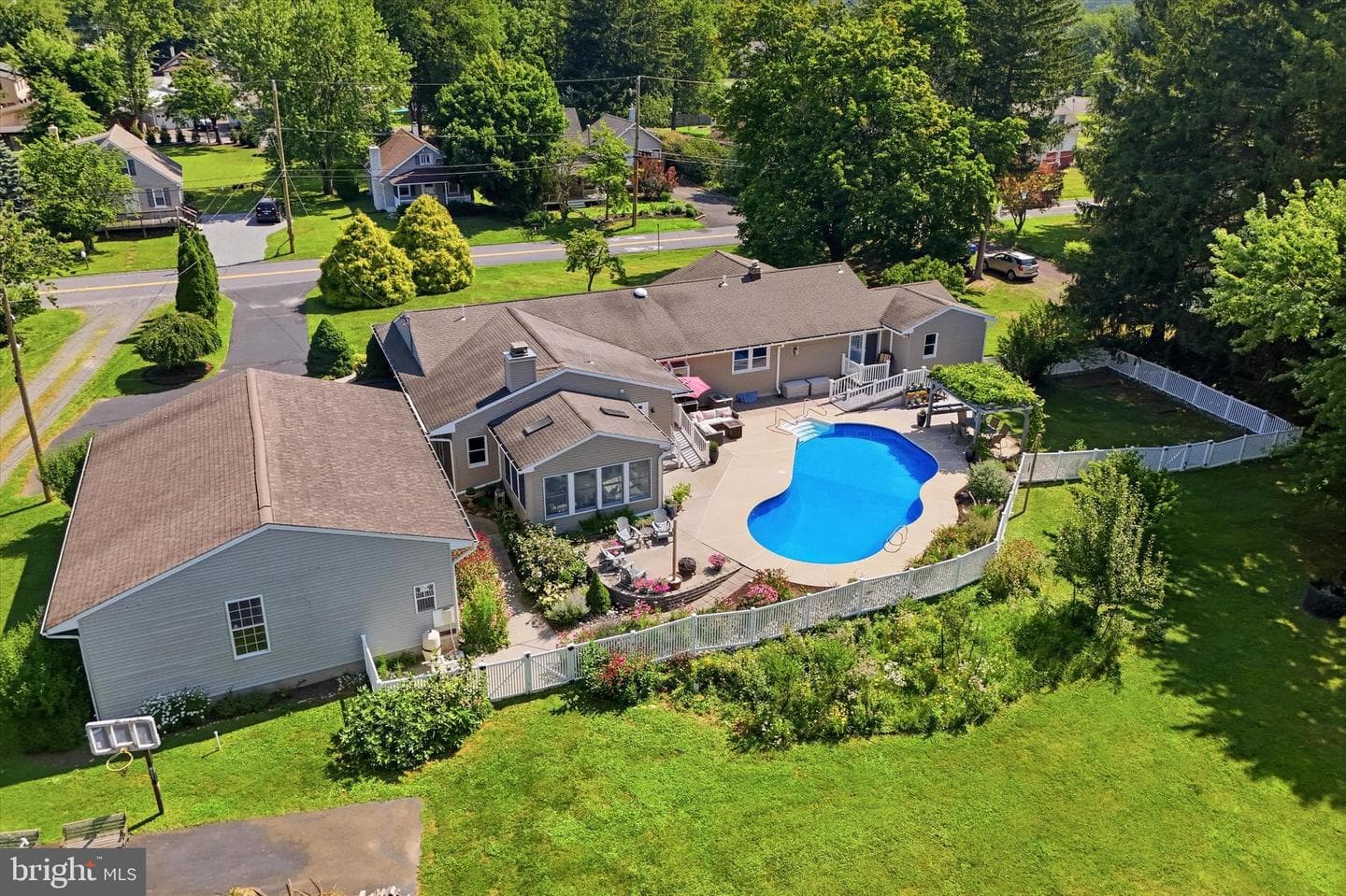 664 Park Road photo 33
